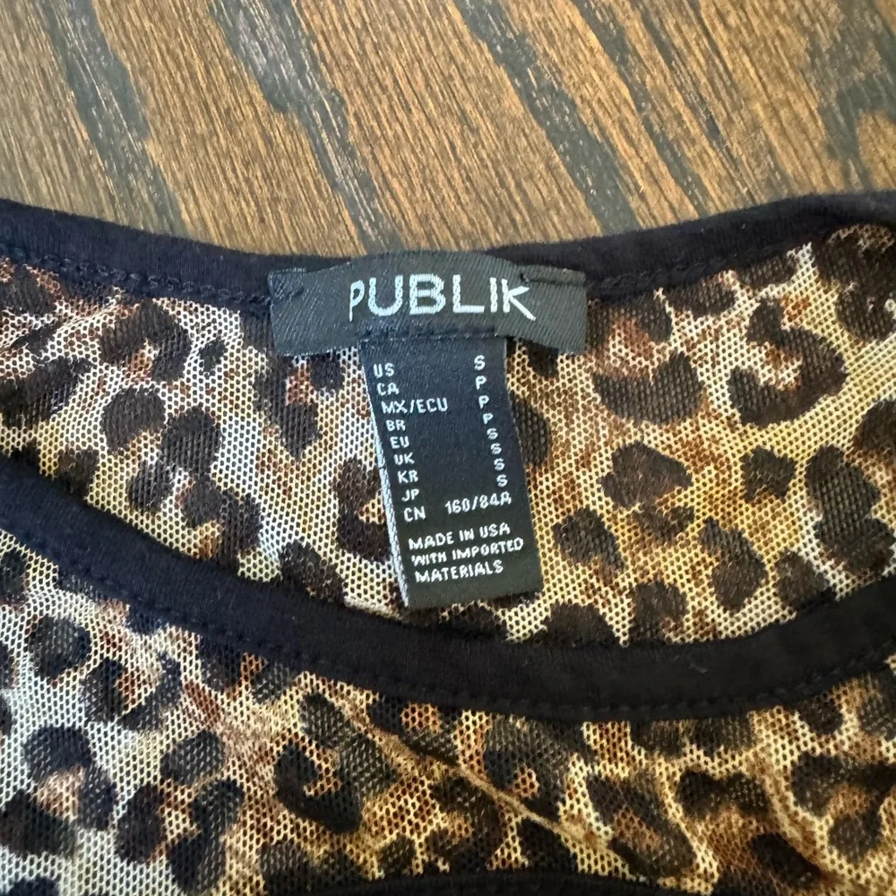 Leopard Print Mesh Going Out Top - Picture 2 of 2